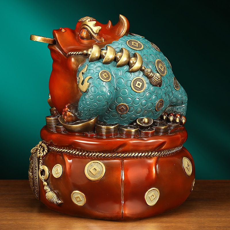 Good Fortune Frog – Handcrafted Brass Three-Legged Toad Statue